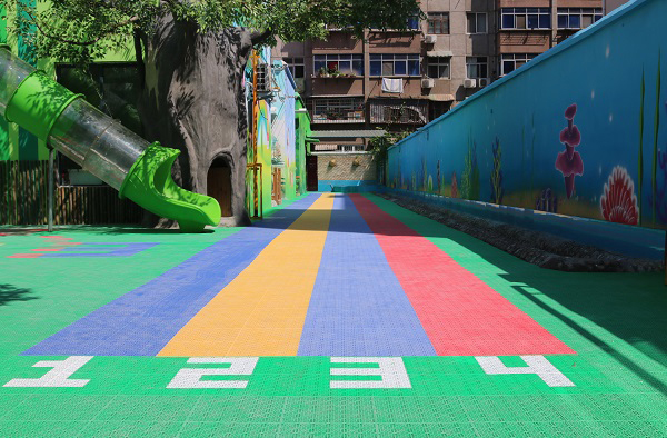 幼兒園懸浮地板上面可以停車行車嗎？